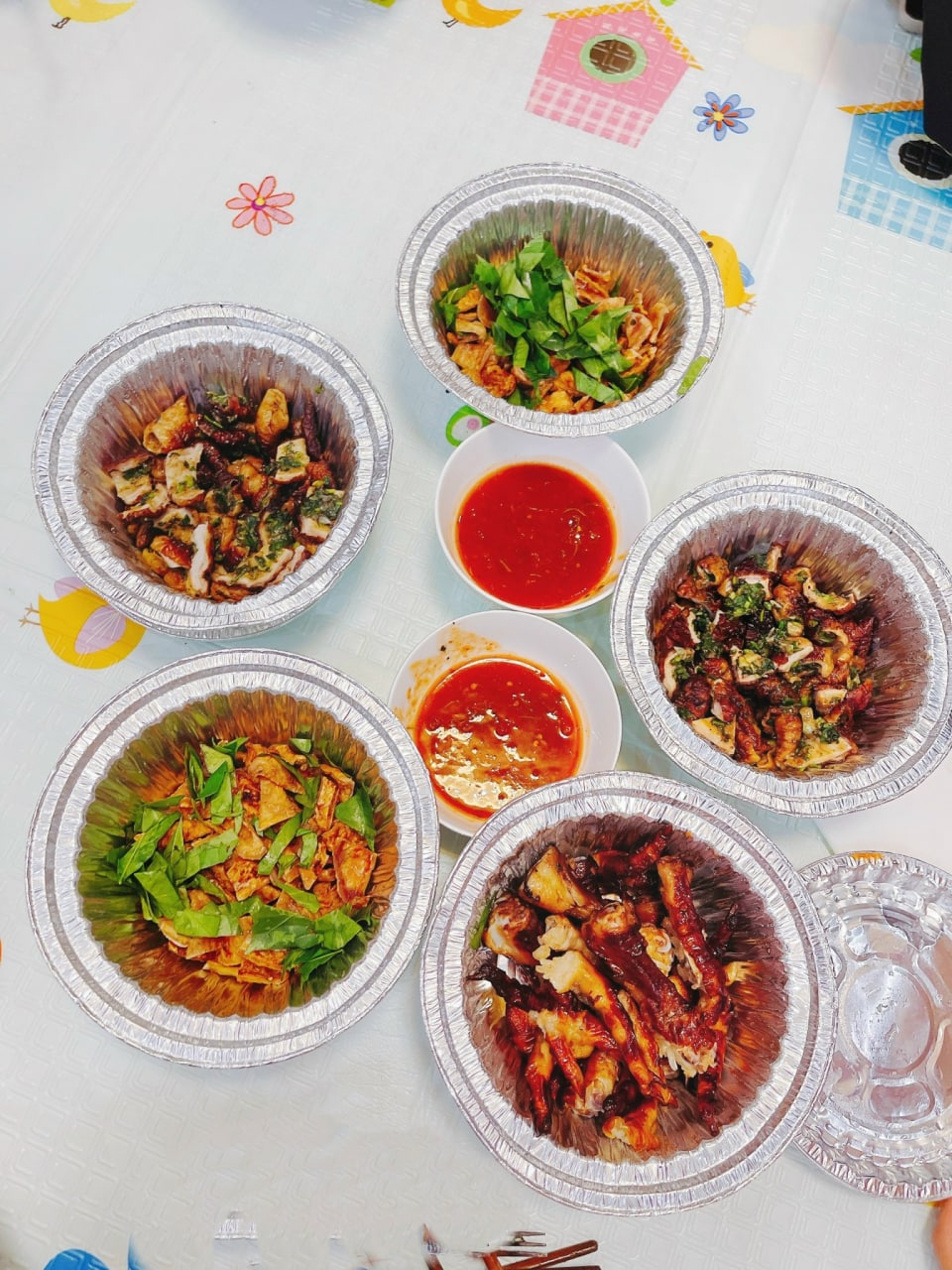 Khay nhôm tròn